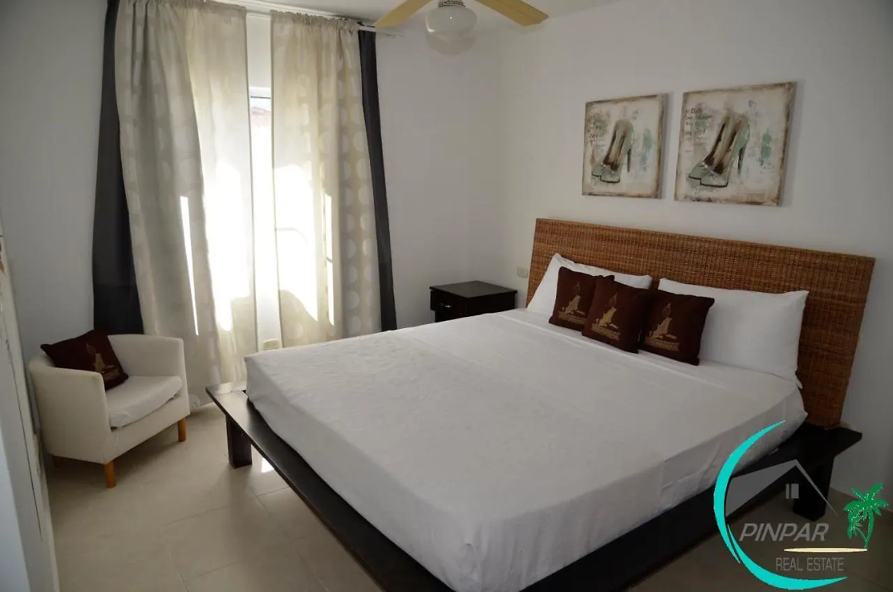 Escapada En Bavaro, Vista Piscina, Playa Los Corales A Solo Pasos Punta Cana 0*,  República Dominicana