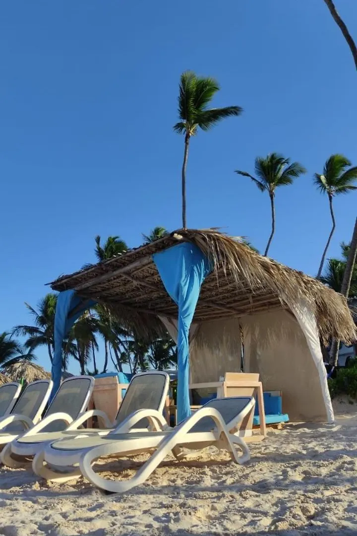 Escapada En Bavaro, Vista Piscina, Playa Los Corales A Solo Pasos Punta Cana